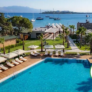 https://suum-beach-adult-only.aegeanhotels.net