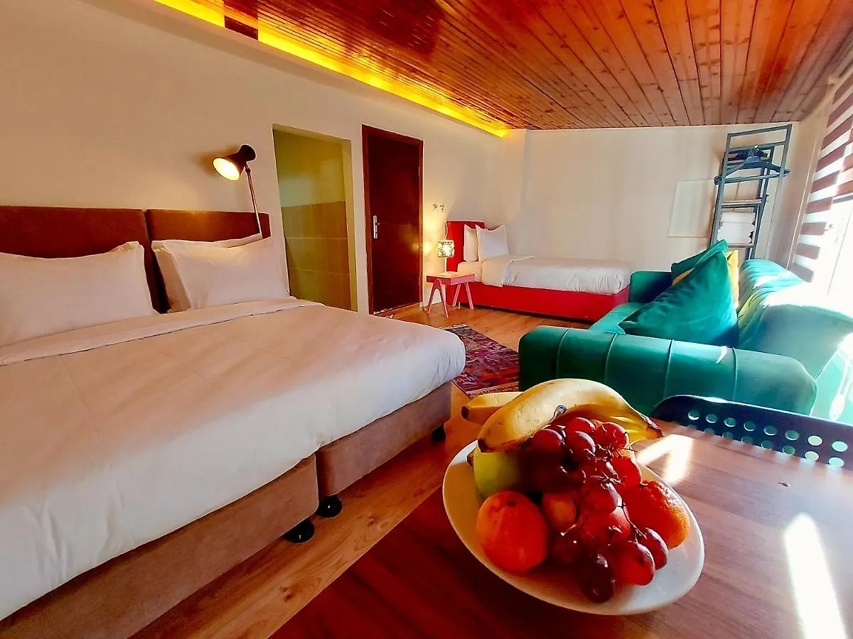 איסטמבול Mates Port Hotel